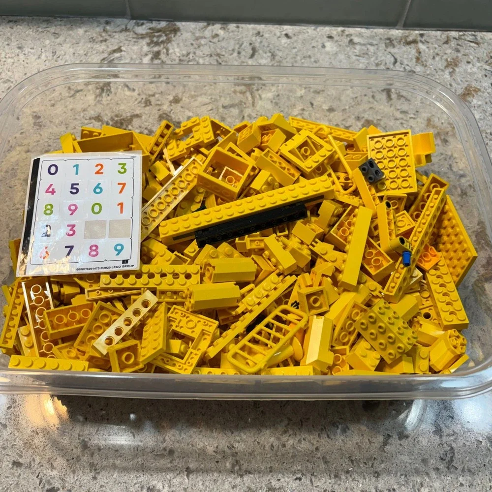 LEGO Bulk Lot Yellow Bricks Plates Pieces 2.14lb Assortment